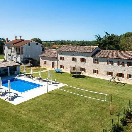 Hébergement de vacances Krculi